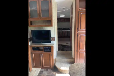 Annie’s Coachmen Chapparel Lite Fifth Wheel