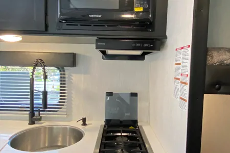 2022 Wolf Pup Spacious Floorplan Road-Trip worthy Pup