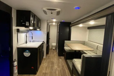 2022 Wolf Pup Spacious Floorplan Road-Trip worthy Pup