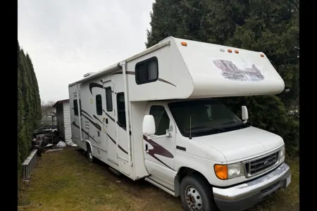 Dan's Coachmen Ford 450 Class C 23 feet