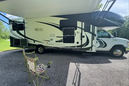 Phoenix - Entegra Coach Odyssey 31F Class C ***SLEEPS 10***
