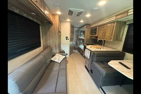 Phoenix - Entegra Coach Odyssey 31F Class C ***SLEEPS 10***