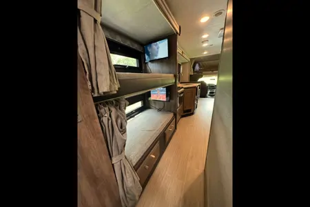 Phoenix - Entegra Coach Odyssey 31F Class C ***SLEEPS 10***