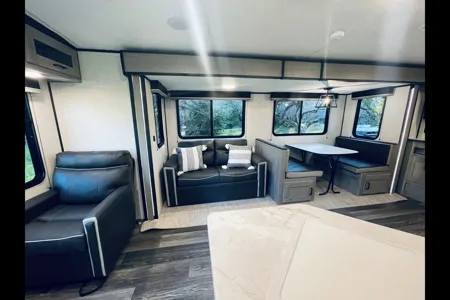 Cozy Modern Heartland Mallard Travel Trailer