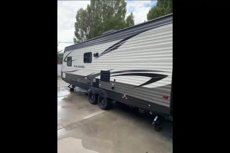 Heartland Trail Runner 25 SLE *With Solar*