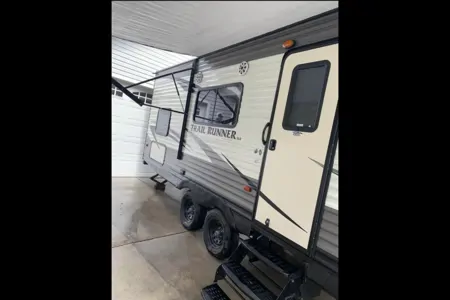 Heartland Trail Runner 25 SLE *With Solar*