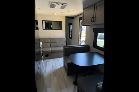 Mackenzie's Highland Ridge RV Open range 26BH Travel Trailer