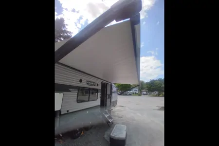 Lynn's Forest River Salem Cruise Lite Travel Trailer