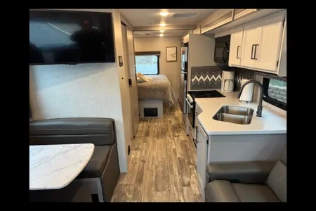 Paul's Thor Motor Coach 29M Class A