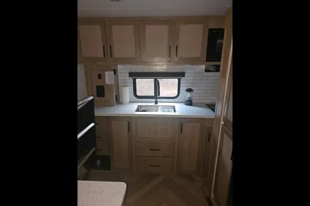 2024 Ember E-Series 24RL Travel Trailer