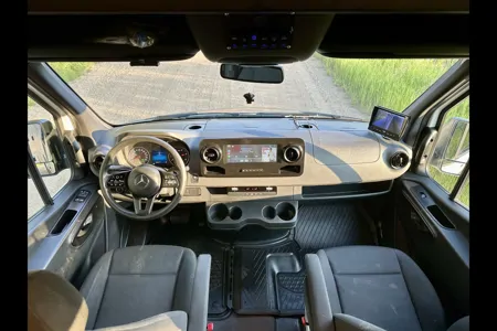 David's Luxury Mercedes-Benz Sprinter 170 4x4 Campervan
