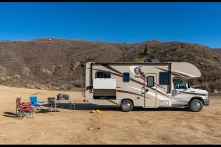 Thor Motor Coach 22 E Class C -Unlimited Mileage