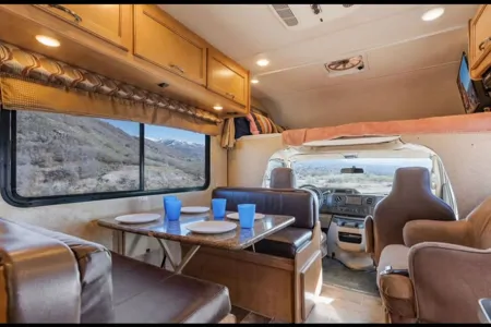 Thor Motor Coach 22 E Class C -Unlimited Mileage