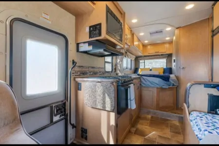 Thor Motor Coach 22 E Class C -Unlimited Mileage