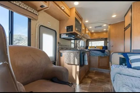 Thor Motor Coach 22 E Class C -Unlimited Mileage