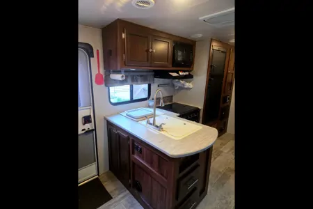Great Lakes Glampers Heartland Mallard Travel Trailer