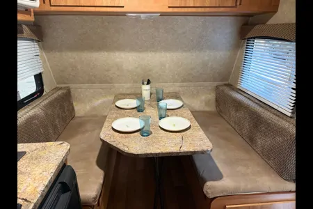 Tony's Gulf Stream Innsbruck Superlite 16bhc Travel Trailer