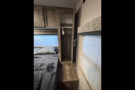 The Memory Maker -2020 KZ Escape E231 BH Travel Trailer