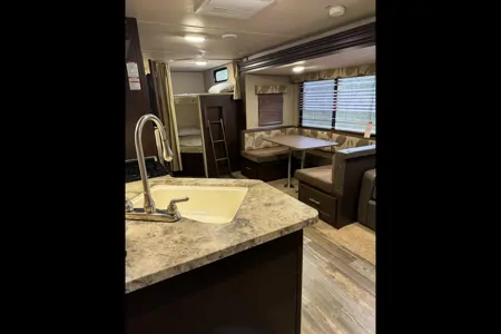 Halfmoon Woods Cabin on Wheels