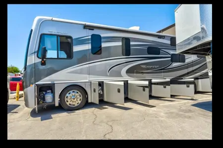 Moses  Fleetwood Extrusion 35 e Class A