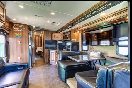 Moses  Fleetwood Extrusion 35 e Class A