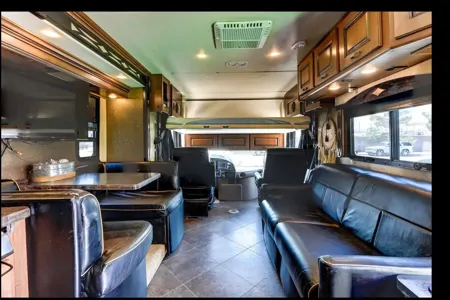 Moses  Fleetwood Extrusion 35 e Class A