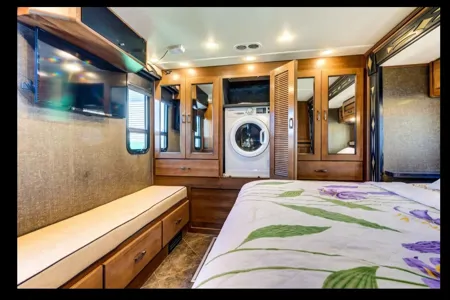 Moses  Fleetwood Extrusion 35 e Class A