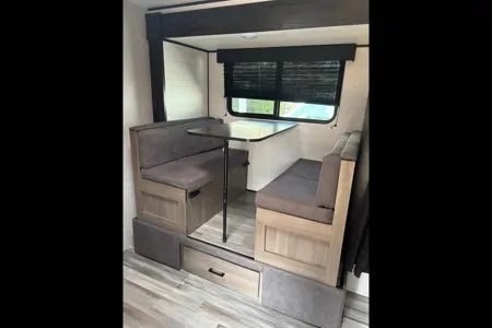 Jayco Jay flight Travel Trailer