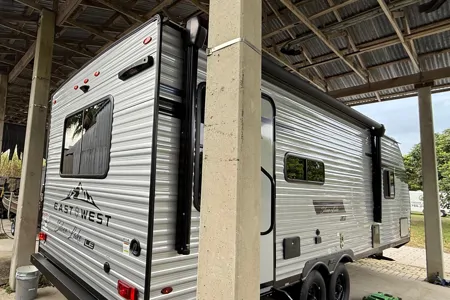 Tim's Forest River East west Silver Lake LE Travel Trailer