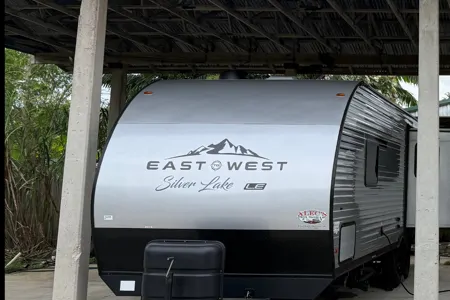 Tim's Forest River East west Silver Lake LE Travel Trailer