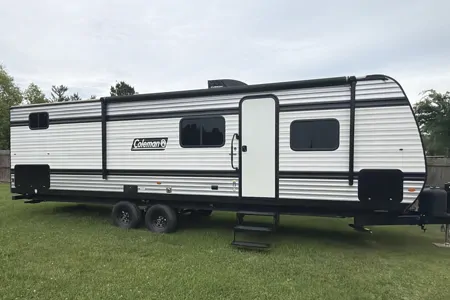 Robert's Keystone Coleman Travel Trailer