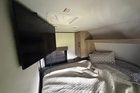 Robert's Keystone Coleman Travel Trailer