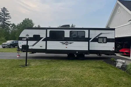 Brandon 's Mega Bunkhouse Trailer