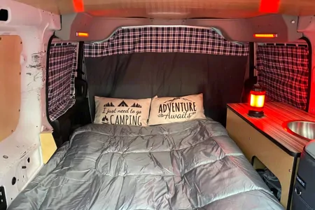 Phenomenal Camper Van! Fully Stocked & Cozy Adventures with "Silver Fox"