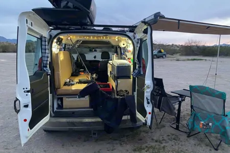 Phenomenal Camper Van! Fully Stocked & Cozy Adventures with "Silver Fox"