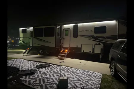 Matt's Keystone Avalanche Fifth Wheel