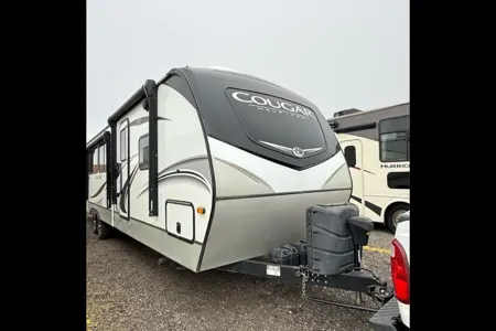 'Clementine' 2020 Keystone Cougar Half ton 34TSB ACO2090