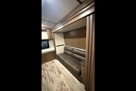 'Clementine' 2020 Keystone Cougar Half ton 34TSB ACO2090