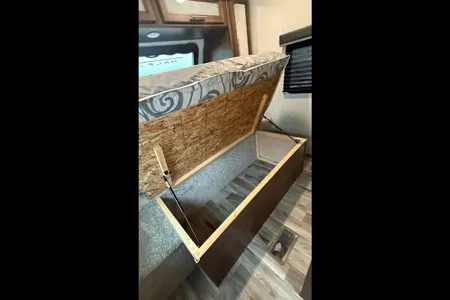 'Clementine' 2020 Keystone Cougar Half ton 34TSB ACO2090