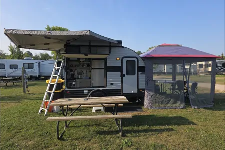 Anthony's 2024 Sunray 139T Digitial Nomad Edition - Sixteen feet of pure freedom