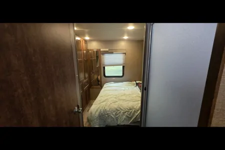 Bryan's Winnebago Intent Class A