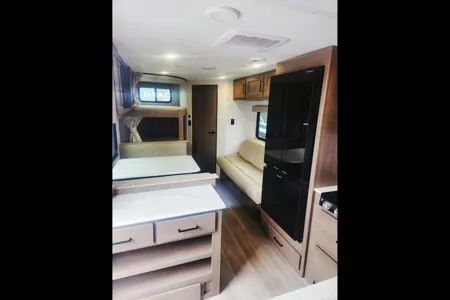 Anna's Brand New 2025 Grand Design Transcend xplor 24bhx Travel Trailer