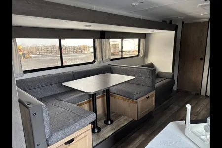 Jenyka Forest River 27dbh Roulotte