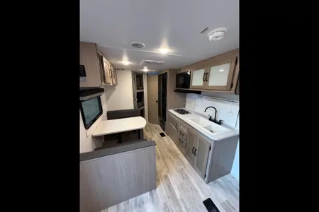 Brayden's Grand River 26 DB Travel Trailer