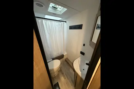 Brayden's Grand River 26 DB Travel Trailer