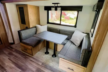 Stan & Kristi’s Alpha Wolf 23DBH-L Travel Trailer