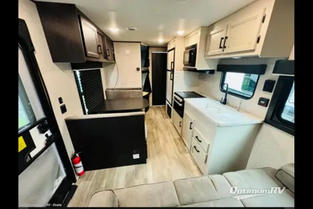 Uzy’s Jayco 264BHW Travel Trailer