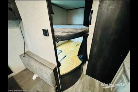 Uzy’s Jayco 264BHW Travel Trailer