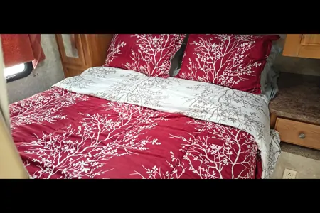 Comfortable and Fun Gulf Stream Stream Lite Travel Trailer