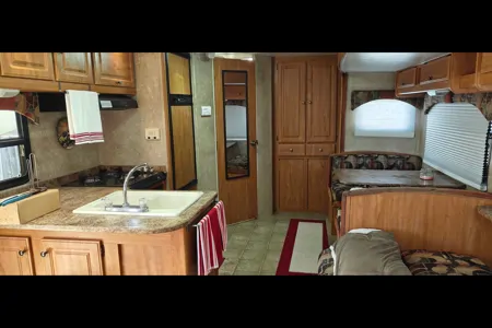 Comfortable and Fun Gulf Stream Stream Lite Travel Trailer